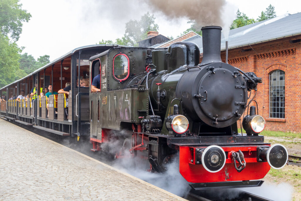 Zabytkowa Stacja Kolei Wąskotorowej w&nbsp;Rudach